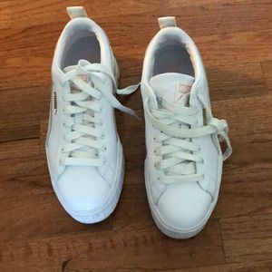 Platform puma sneakers